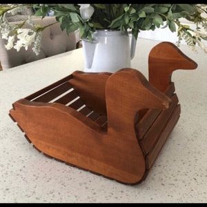Vintage duck wood basket